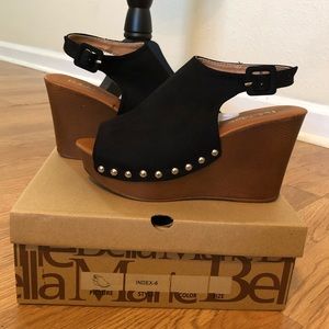 Bella Marie Black Wedges NWT